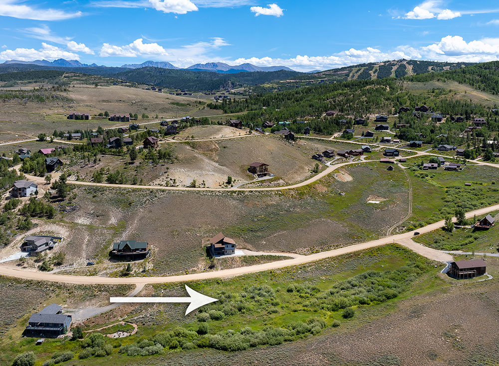 land for sale near ski resort in Colorado